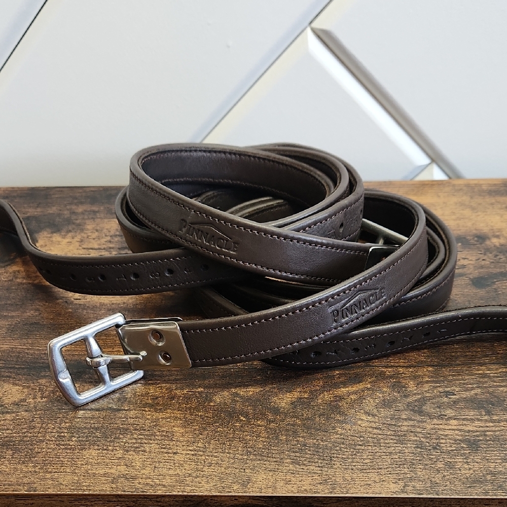 Pinnacle 60" Havanna English Leathers